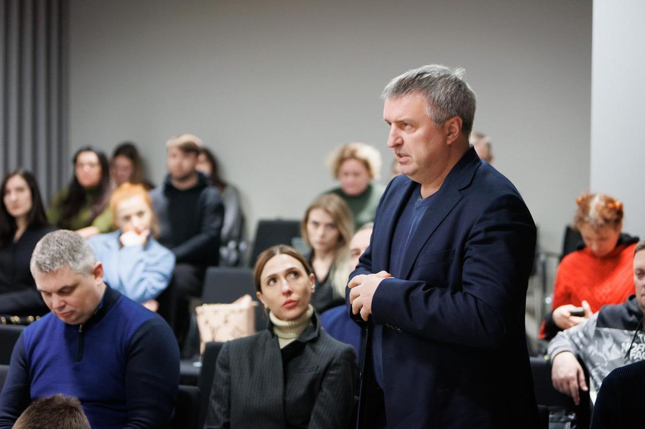 У 2025 році ІТ-сфера збільшила сплату податків до зведеного бюджету на 34% порівняно з попереднім роком. Фото № 6/5