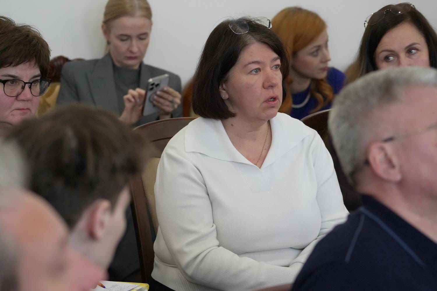 Зустріч Лесі Карнаух з представниками аналітичних центрів: акцент на якісних даних, аналітиці та сервісах. Фото № 11/10